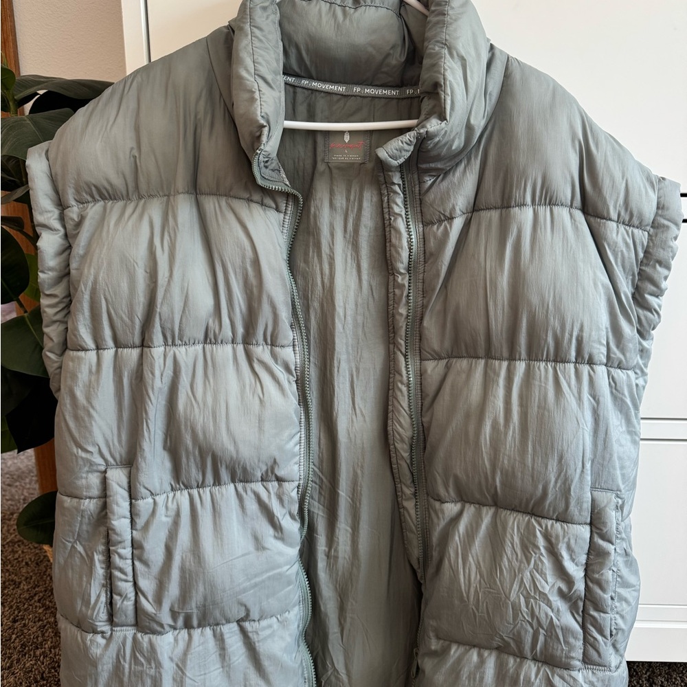 In a Bubble Green/Gray Puffer Vest
